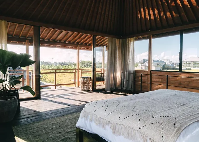 600m - Designer - Perenenean - Private Pool * Canggu