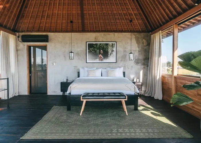 Villa 600m - Designer - Perenenean - Private Pool Canggu